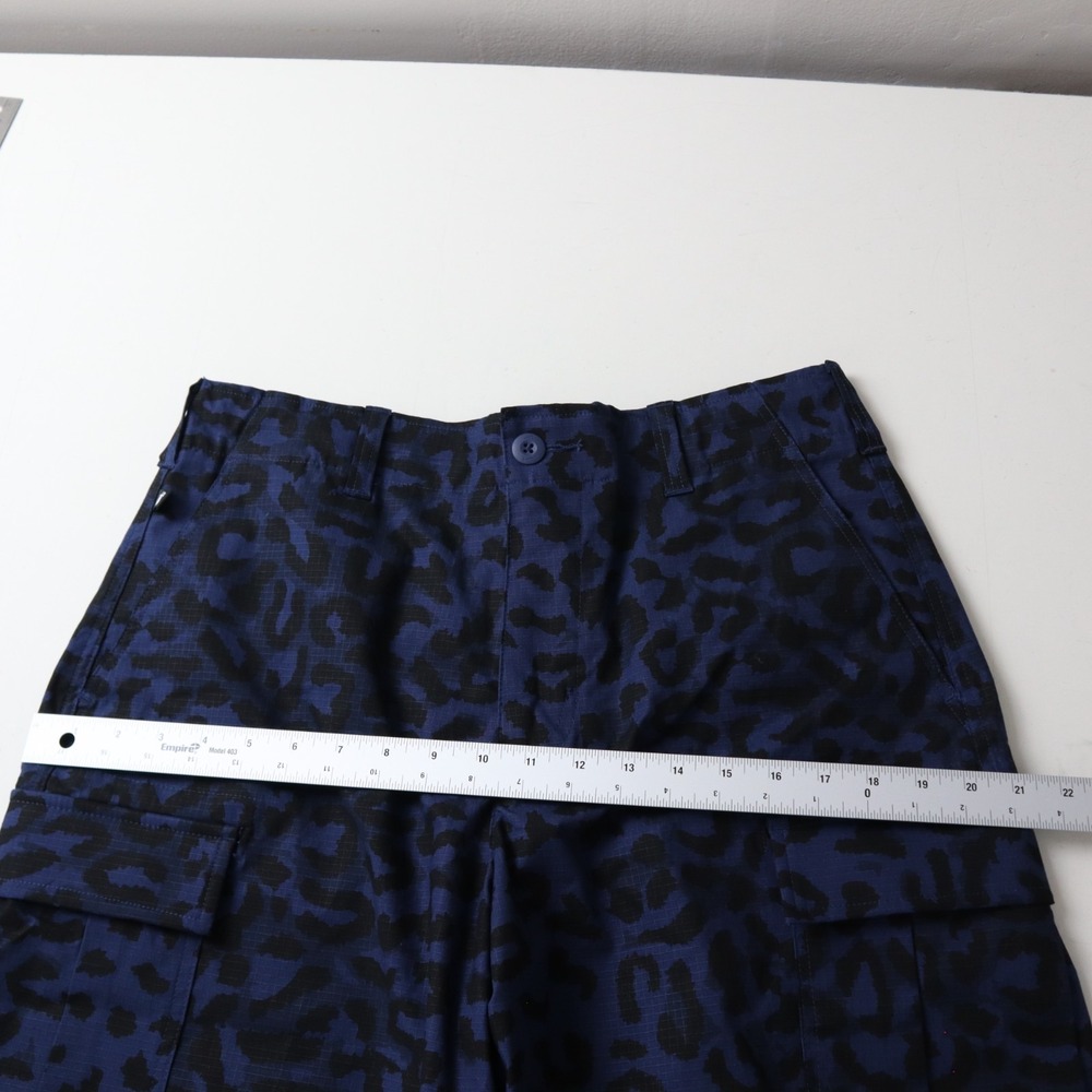 Nike Shorts Mens 32 Blue Black SB Kearny Cargo Leopard Print AOP Ripstop Skater - Picture 14 of 16